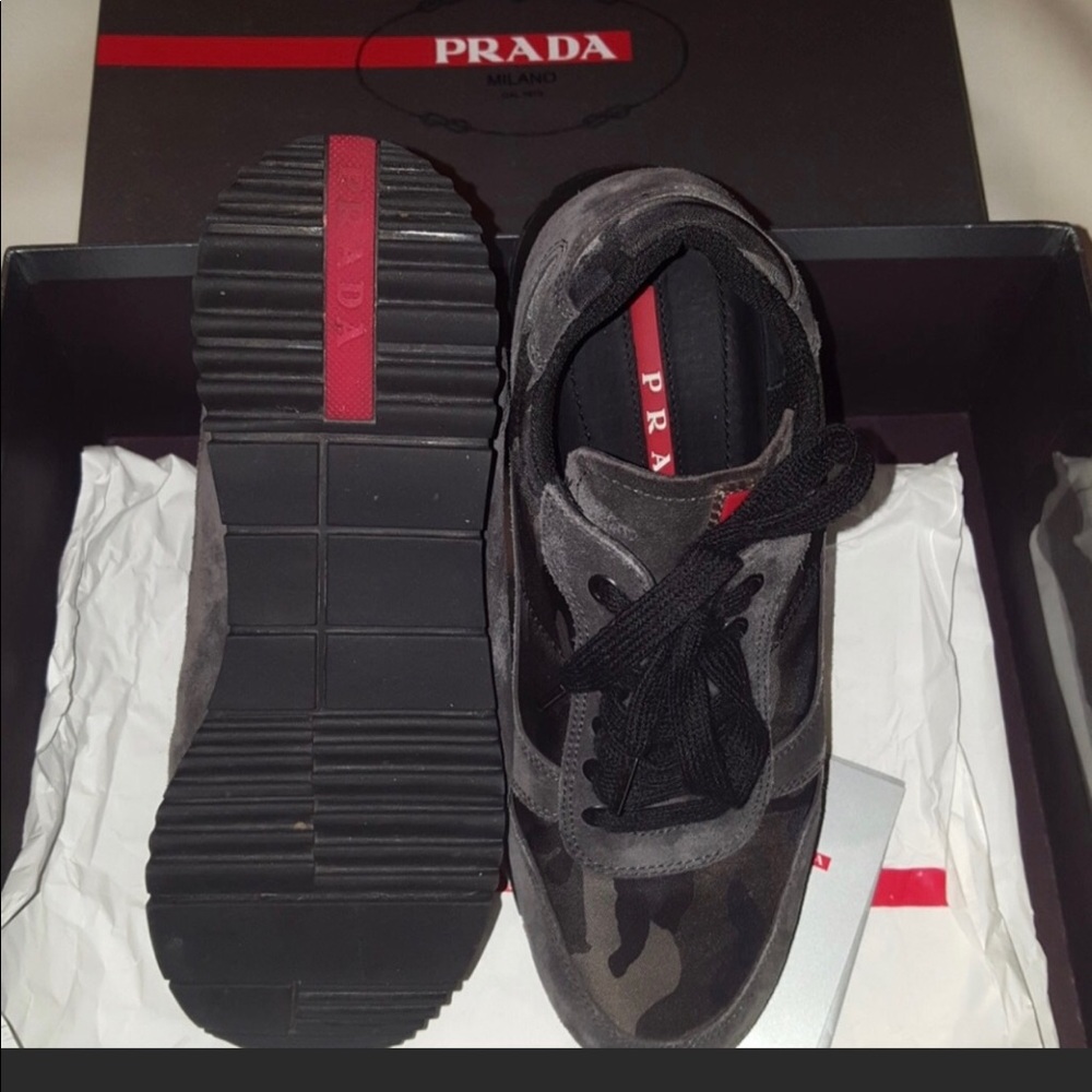 Prada sneakers Size 5.5
